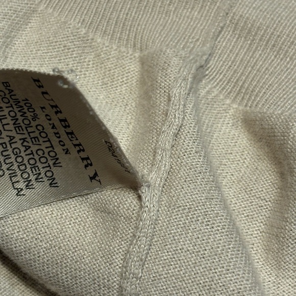 Burberry Classic Tan V-Neck Sweater size Medium - Picture 8 of 15